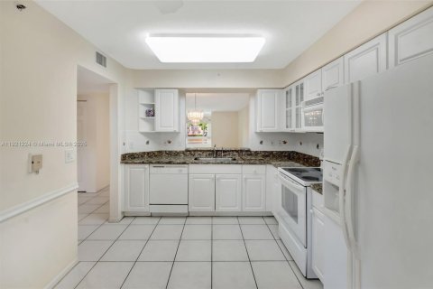 Condominio en venta en Boynton Beach, Florida, 3 dormitorios, 166.76 m2 № 1975785 - foto 18