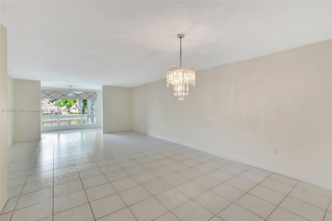 Condominio en venta en Boynton Beach, Florida, 3 dormitorios, 166.76 m2 № 1975785 - foto 5
