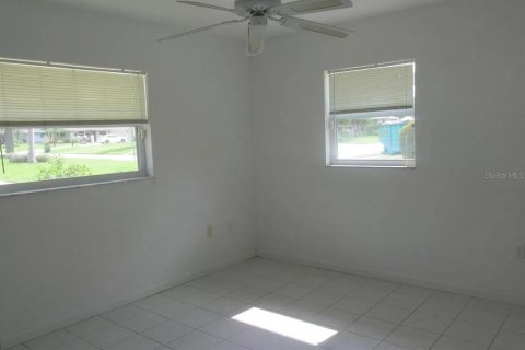 Commercial property in Sarasota, Florida 4 bedrooms, 182.83 sq.m. № 2238003 - photo 7
