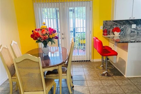 Duplex à vendre à Seffner, Floride: 3 chambres, 144 m2 № 2401190 - photo 8