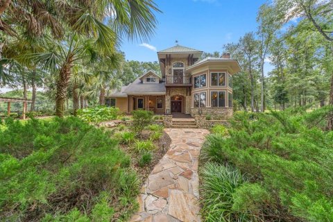 Villa ou maison à High Springs, Floride 4 chambres, 306.39 m2 № 2347064