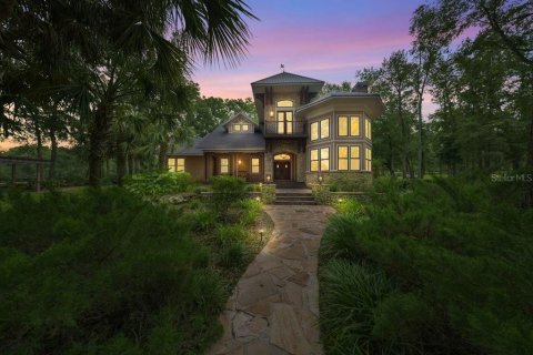 House in High Springs, Florida 4 bedrooms, 306.39 sq.m. № 2347064 - photo 4