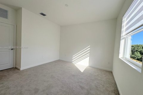 Touwnhouse à louer à Homestead, Floride: 3 chambres, 131.36 m2 № 2000662 - photo 20