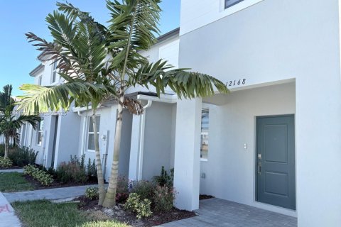 Touwnhouse à louer à Homestead, Floride: 3 chambres, 131.36 m2 № 2000662 - photo 3