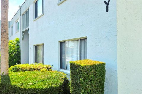 Copropriété à vendre à Clearwater, Floride: 2 chambres, 85.66 m2 № 2150954 - photo 5