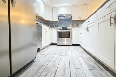 Copropriété à vendre à Clearwater, Floride: 2 chambres, 85.66 m2 № 2150954 - photo 11