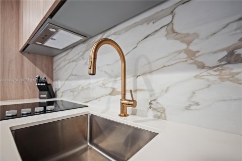 Copropriété à louer à Miami, Floride № 2154622 - photo 3