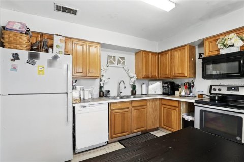 Купить коммерческую недвижимость в Орландо, Флорида 4 спальни, 164.62м2, № 1665930 - фото 20