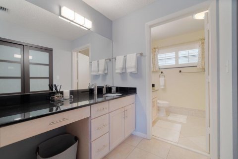 House in Wellington, Florida 2 bedrooms, 114.36 sq.m. № 2082067 - photo 12
