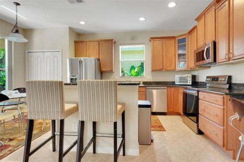 House in Sorrento, Florida 4 bedrooms, 246.75 sq.m. № 1757342 - photo 12