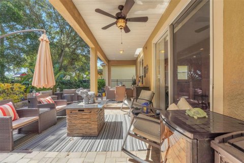 House in Sorrento, Florida 4 bedrooms, 246.75 sq.m. № 1757342 - photo 26