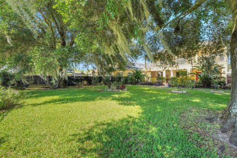 House in Sorrento, Florida 4 bedrooms, 246.75 sq.m. № 1757342 - photo 30