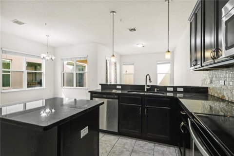 Villa ou maison à louer à Windermere, Floride: 3 chambres, 199.93 m2 № 2429300 - photo 18