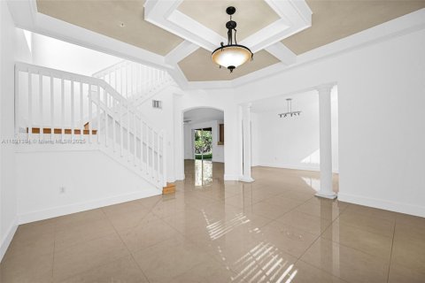 Villa ou maison à louer à Miami, Floride: 4 chambres, 263.01 m2 № 1945655 - photo 8