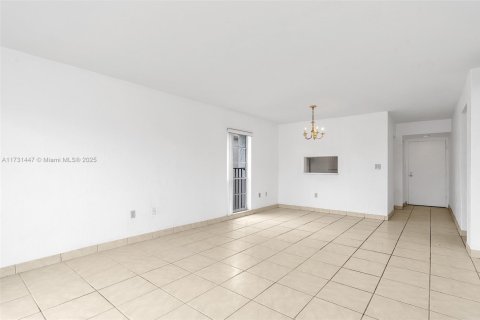 Copropriété à vendre à Pinecrest, Floride: 2 chambres, 98.1 m2 № 1951865 - photo 8