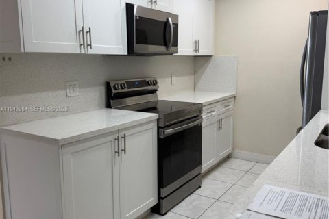 Condominio en venta en Miami, Florida, 1 dormitorio, 61.32 m2 № 2008641 - foto 8