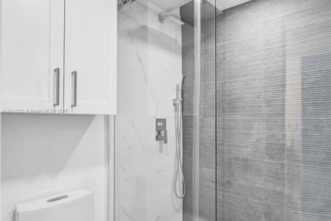 Снять в аренду кондоминиум в Авентура, Флорида 2 спальни, 100.24м2, № 1961960 - фото 21