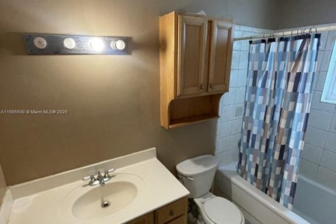 Condominio en venta en Miami, Florida, 3 dormitorios, 111.48 m2 № 1763446 - foto 10