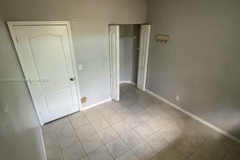 Condominio en venta en Miami, Florida, 3 dormitorios, 111.48 m2 № 1763446 - foto 8