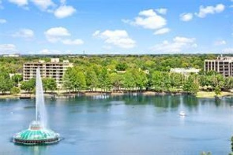 Condo in Orlando, Florida, 2 bedrooms  № 2400285 - photo 28