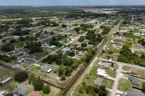Land in Lehigh Acres, Florida № 2221219 - photo 6