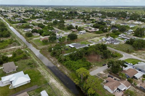 Land in Lehigh Acres, Florida № 2221219 - photo 14