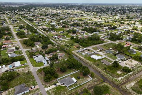Land in Lehigh Acres, Florida № 2221219 - photo 7