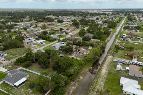Land in Lehigh Acres, Florida № 2221219 - photo 12
