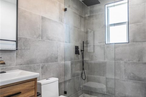 Снять в аренду квартиру в Майами, Флорида 1 спальня, № 1965221 - фото 11