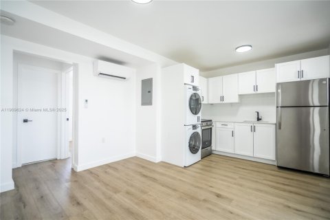 Снять в аренду квартиру в Майами, Флорида 1 спальня, № 1965221 - фото 4