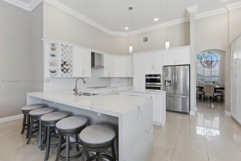 House in Boca Raton, Florida 4 bedrooms, 307.13 sq.m. № 2011140 - photo 25