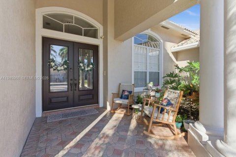 House in Boca Raton, Florida 4 bedrooms, 307.13 sq.m. № 2011140 - photo 9