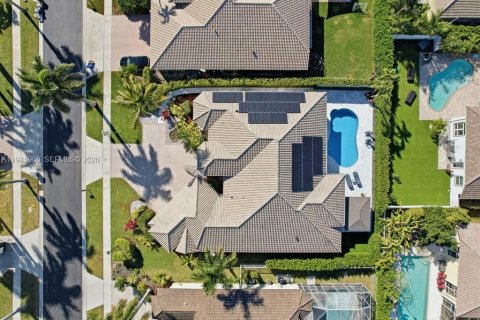 House in Boca Raton, Florida 4 bedrooms, 307.13 sq.m. № 2011140 - photo 2
