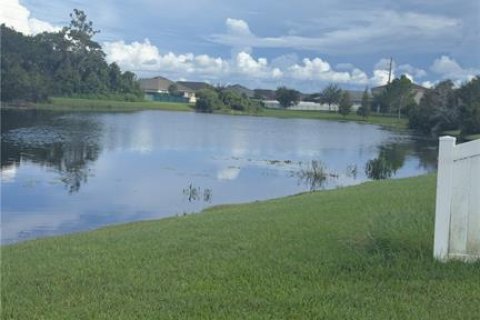 Casa en venta en Orlando, Florida, 5 dormitorios, 194.35 m2 № 2352348 - foto 8