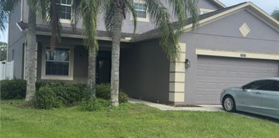 Casa en Orlando, Florida 5 dormitorios, 194.35 m2 № 2352348