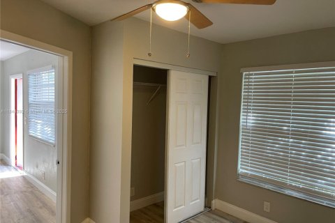 House in Fort Lauderdale, Florida 4 bedrooms, 185.8 sq.m. № 1839627 - photo 6