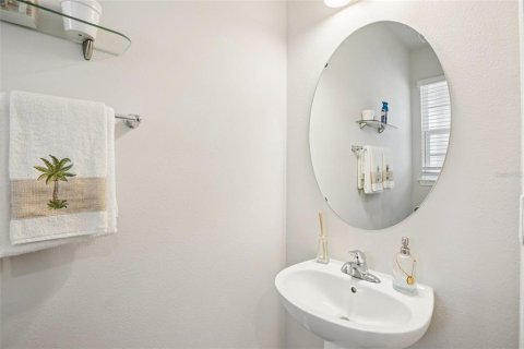 House in Riverview, Florida 5 bedrooms, 269.97 sq.m. № 2225098 - photo 6