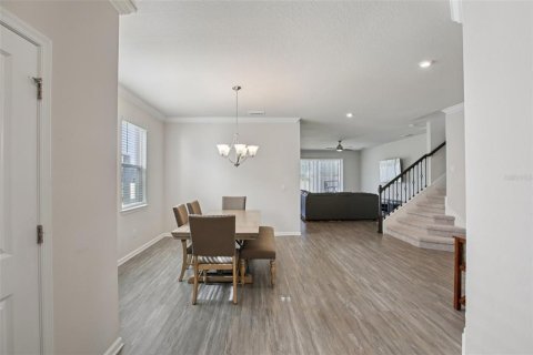 House in Riverview, Florida 5 bedrooms, 269.97 sq.m. № 2225098 - photo 5