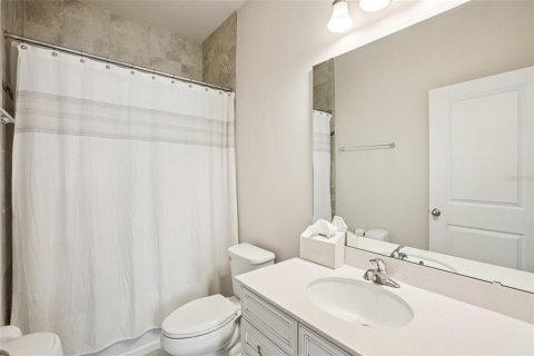 House in Riverview, Florida 5 bedrooms, 269.97 sq.m. № 2225098 - photo 18