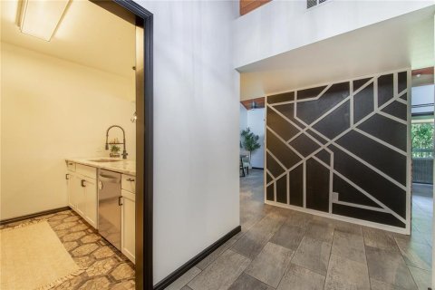 Condominio en venta en Haines City, Florida, 1 dormitorio, 90.49 m2 № 2202912 - foto 5