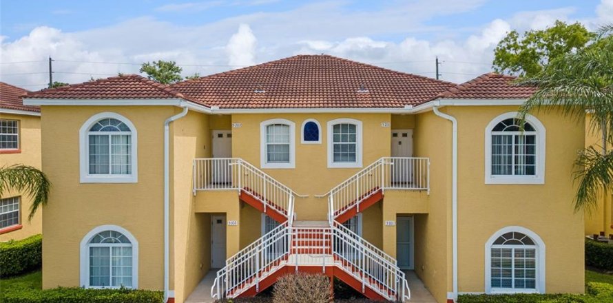 Condo in Kissimmee, Florida, 3 bedrooms № 2195770