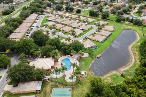Condo in Kissimmee, Florida, 3 bedrooms № 2195770 - photo 25