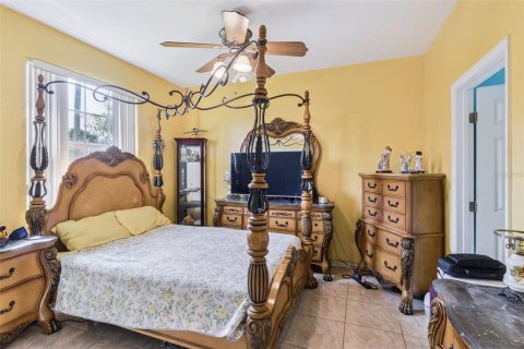 Condo in Kissimmee, Florida, 3 bedrooms № 2195770 - photo 9