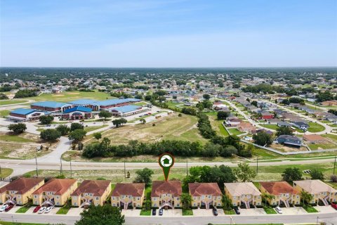 Condo in Kissimmee, Florida, 3 bedrooms № 2195770 - photo 20