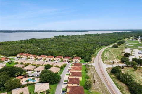 Condo in Kissimmee, Florida, 3 bedrooms № 2195770 - photo 23