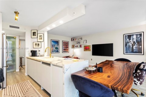 Купить кондоминиум в Майами-Бич, Флорида 1 спальня, 69.68м2, № 2024204 - фото 8