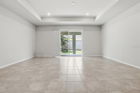 House in Clermont, Florida 3 bedrooms, 199.18 sq.m. № 2313096 - photo 27