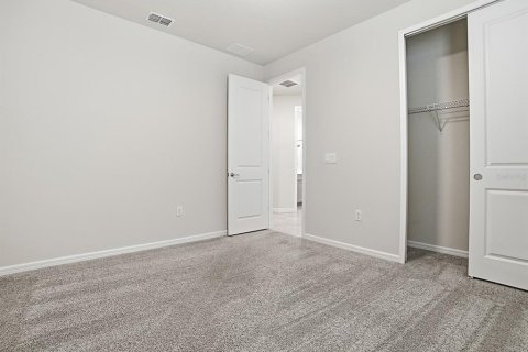 House in Clermont, Florida 3 bedrooms, 199.18 sq.m. № 2313096 - photo 10
