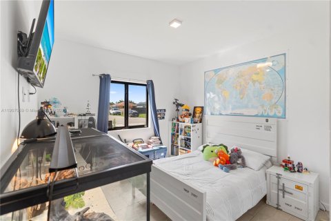 Снять в аренду виллу или дом в Майами, Флорида 4 спальни, 186.64м2, № 1963805 - фото 12