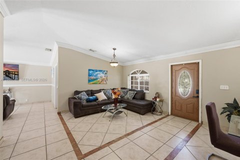 Casa en venta en Miami, Florida, 3 dormitorios, 189.06 m2 № 2058916 - foto 14